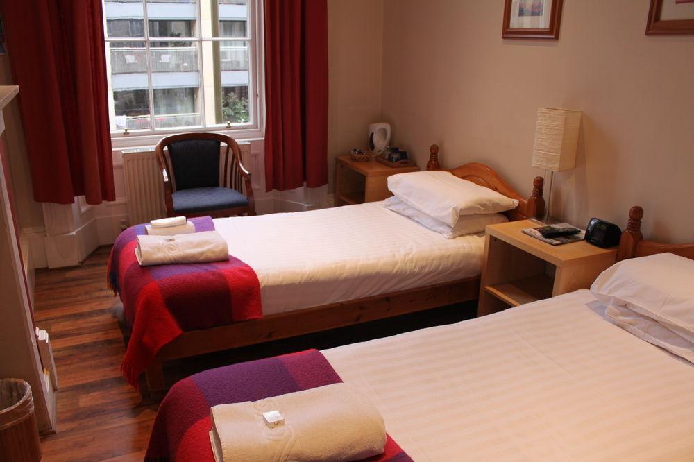 Dene Guest House, New Town เอดินบะระ ภายนอก รูปภาพ