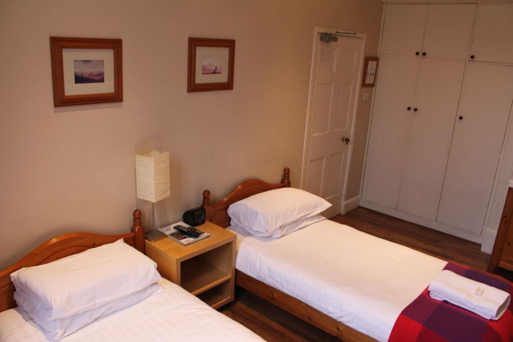 Dene Guest House, New Town เอดินบะระ ภายนอก รูปภาพ