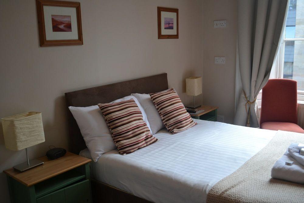 Dene Guest House, New Town เอดินบะระ ภายนอก รูปภาพ
