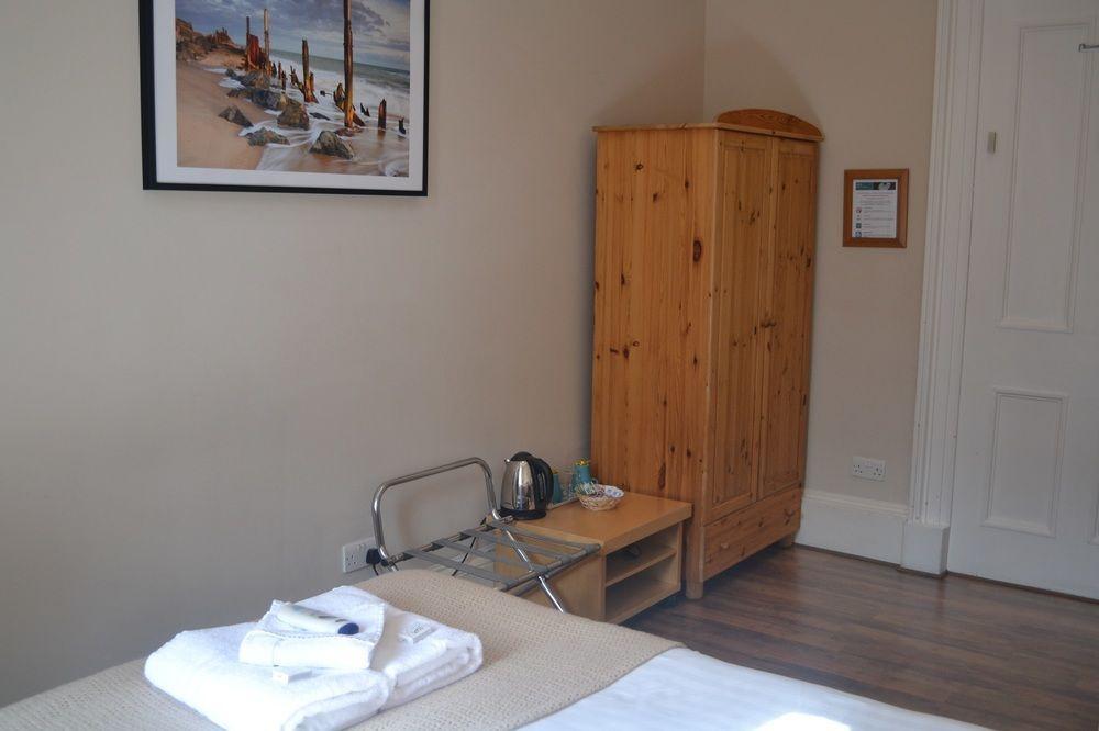 Dene Guest House, New Town เอดินบะระ ภายนอก รูปภาพ
