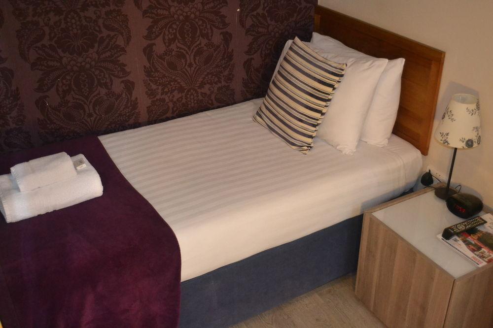 Dene Guest House, New Town เอดินบะระ ภายนอก รูปภาพ