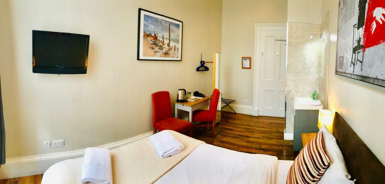 Dene Guest House, New Town เอดินบะระ ภายนอก รูปภาพ
