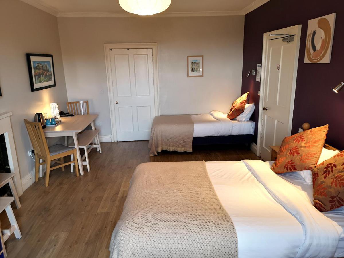 Dene Guest House, New Town เอดินบะระ ภายนอก รูปภาพ
