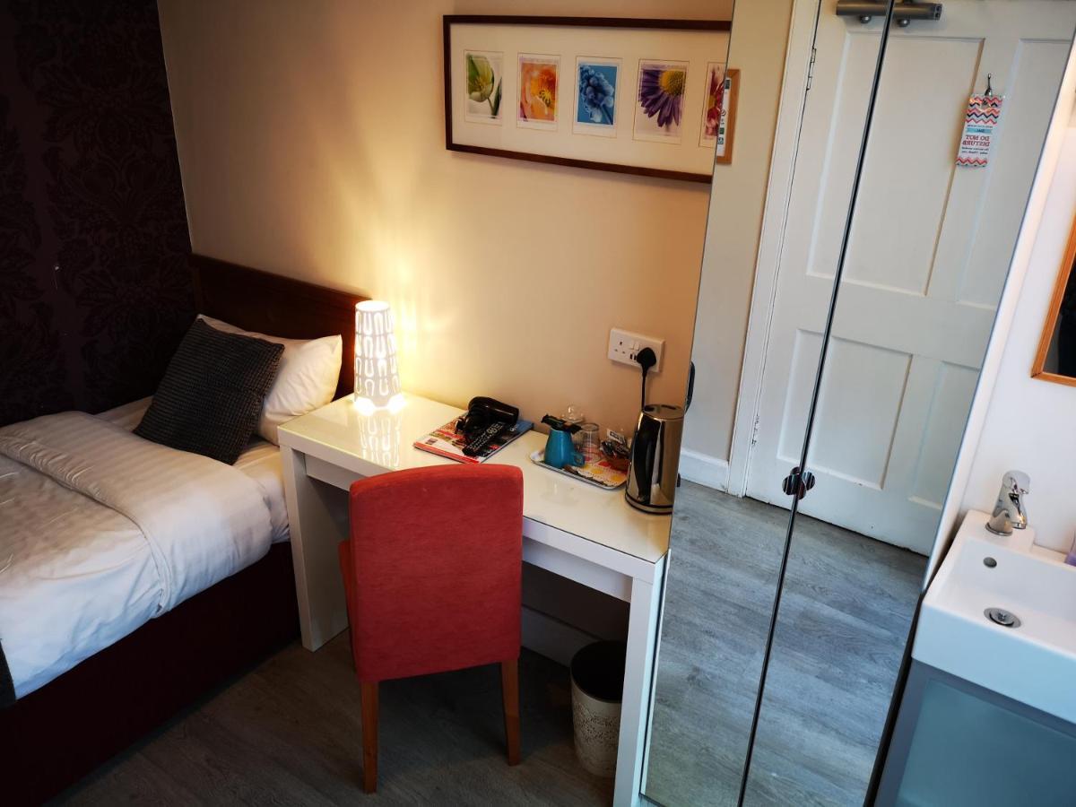 Dene Guest House, New Town เอดินบะระ ภายนอก รูปภาพ
